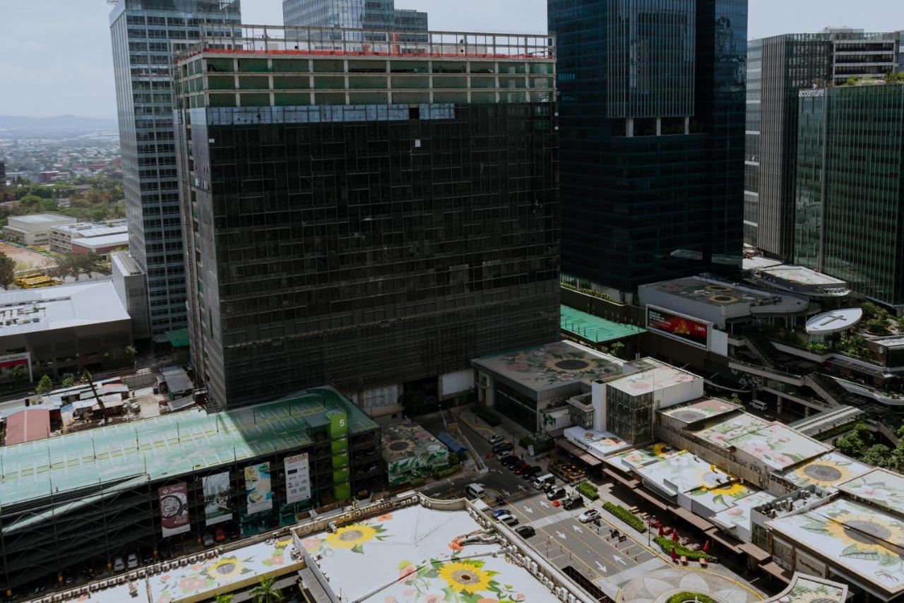 Uptown Parksuites Apartments Tower 2 Bgc By Ph Staycation 마닐라 외부 사진