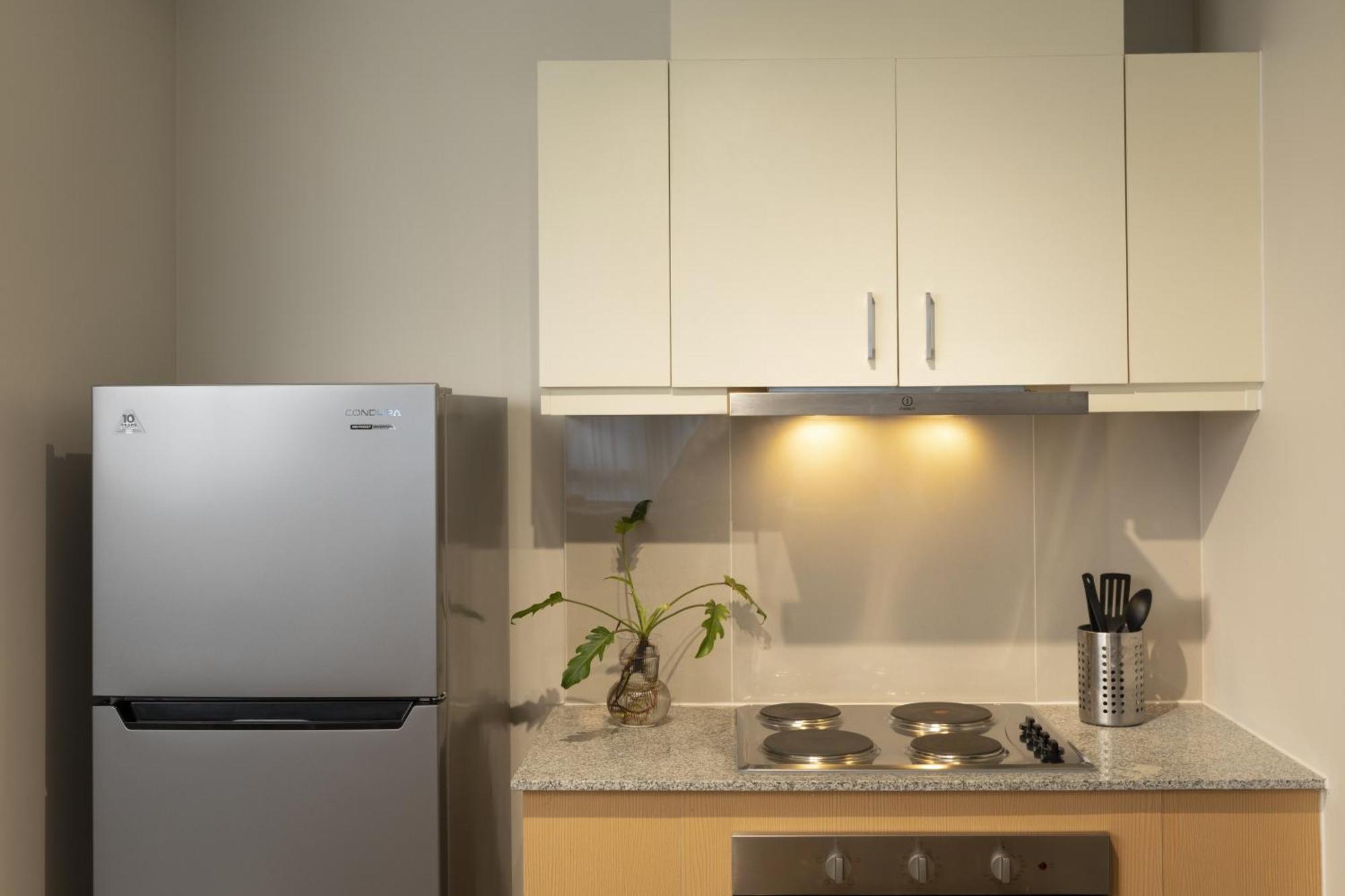 Uptown Parksuites Apartments Tower 2 Bgc By Ph Staycation 마닐라 외부 사진