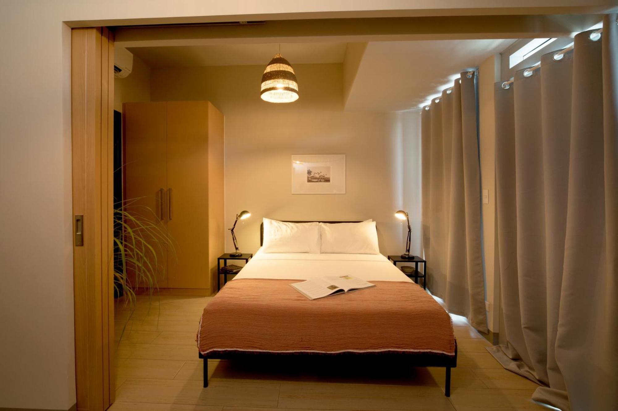 Uptown Parksuites Apartments Tower 2 Bgc By Ph Staycation 마닐라 외부 사진