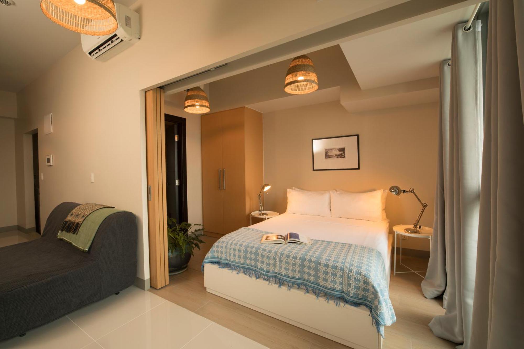 Uptown Parksuites Apartments Tower 2 Bgc By Ph Staycation 마닐라 외부 사진