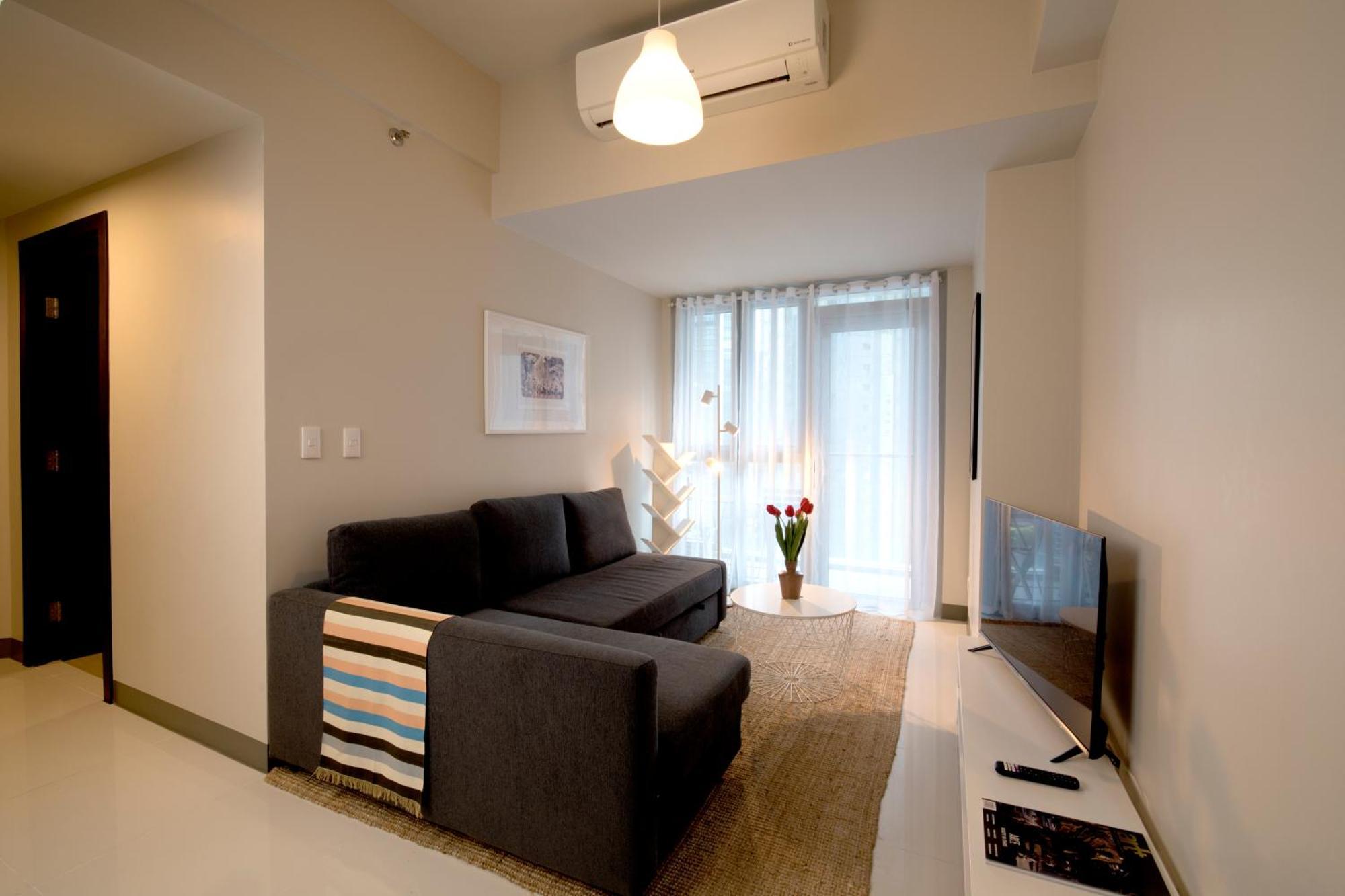 Uptown Parksuites Apartments Tower 2 Bgc By Ph Staycation 마닐라 외부 사진